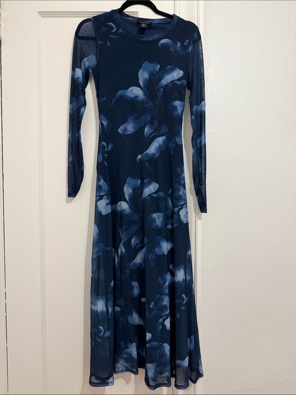 Rachel Zoe Navy Blue Floral Long Sleeve Midi Dress
